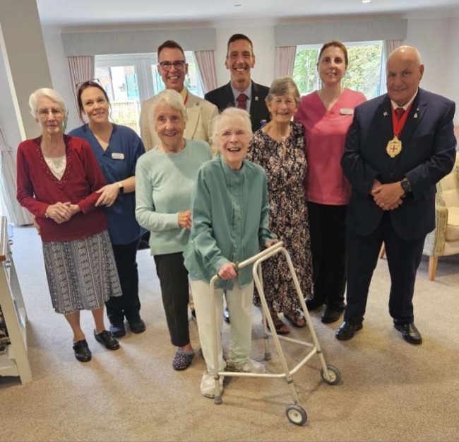 York Manor Celebrates Community with a Joyful British Picnic